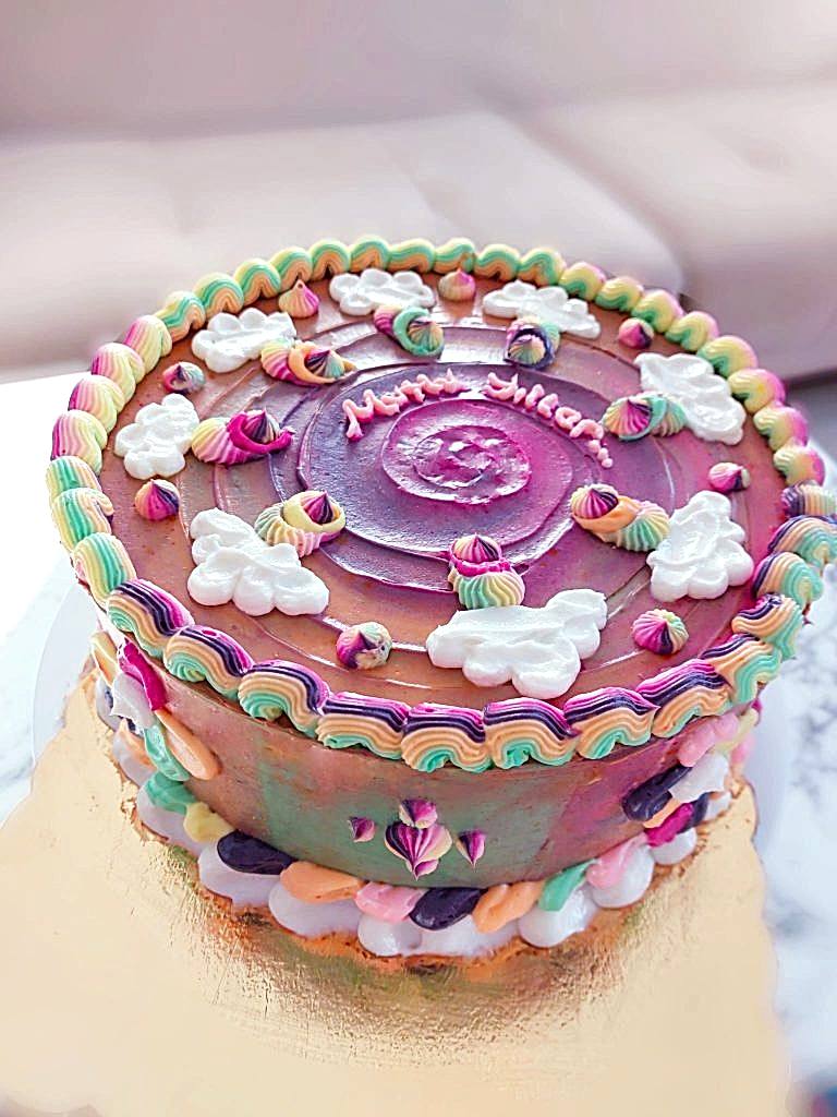 Aynı gün içinde teslim için 07:00 - 18:00 saatleri arasında sipariş verebilirsiniz
Not : Özel Tasarım Pastalar İçin 2 Gün Önce Sipariş Verebilirsiniz