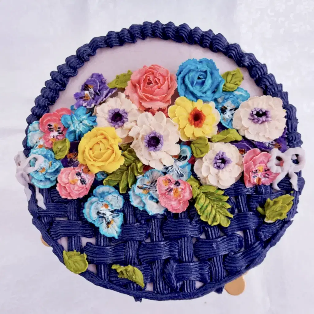 Aynı gün içinde teslim için 07:00 - 18:00 saatleri arasında sipariş verebilirsiniz
Not : Özel Tasarım Pastalar İçin 2 Gün Önce Sipariş Verebilirsiniz