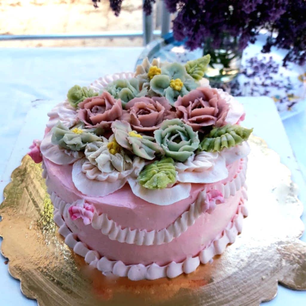 Aynı gün içinde teslim için 07:00 - 18:00 saatleri arasında sipariş verebilirsiniz
Not : Özel Tasarım Pastalar İçin 2 Gün Önce Sipariş Verebilirsiniz