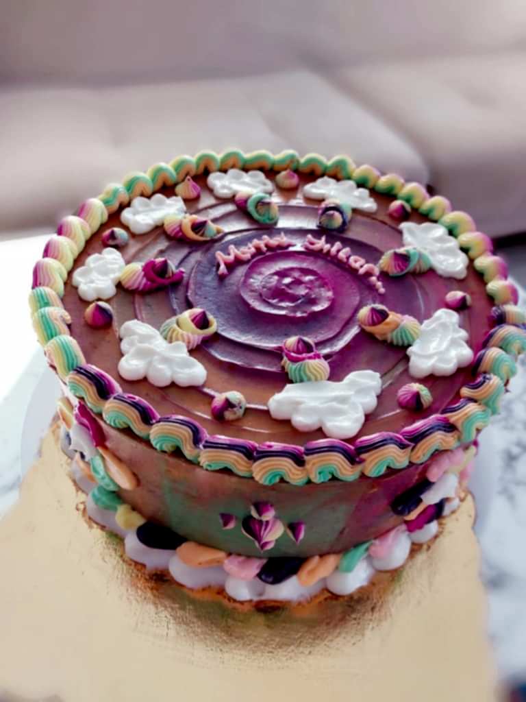 Aynı gün içinde teslim için 07:00 - 18:00 saatleri arasında sipariş verebilirsiniz
Not : Özel Tasarım Pastalar İçin 2 Gün Önce Sipariş Verebilirsiniz