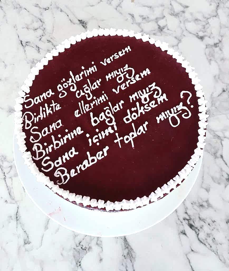 Aynı gün içinde teslim için 07:00 - 18:00 saatleri arasında sipariş verebilirsiniz
Not : Özel Tasarım Pastalar İçin 2 Gün Önce Sipariş Verebilirsiniz