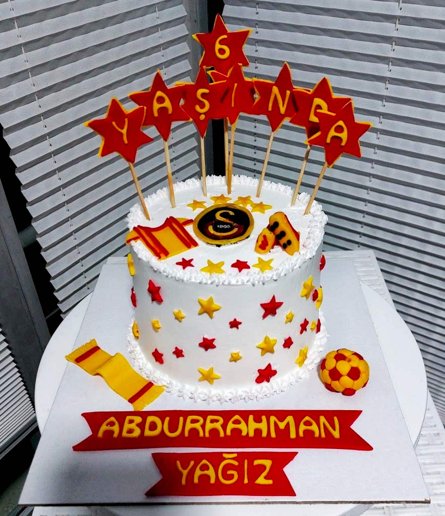 Aynı gün içinde teslim için 07:00 - 18:00 saatleri arasında sipariş verebilirsiniz
Not : Özel Tasarım Pastalar İçin 2 Gün Önce Sipariş Verebilirsiniz